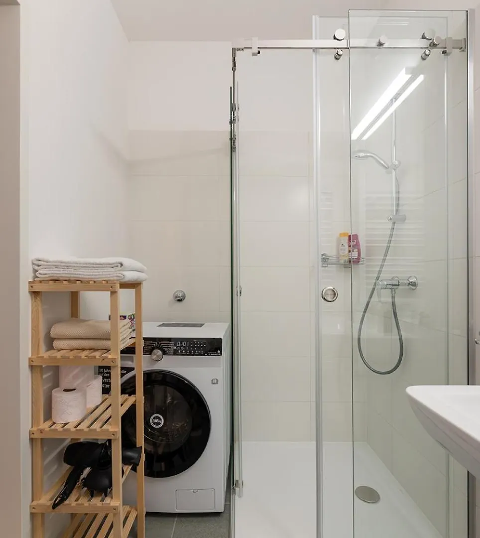 Modernes Und Neues Apartment In Ruhelage Nahe Schoenbrunn Vienna