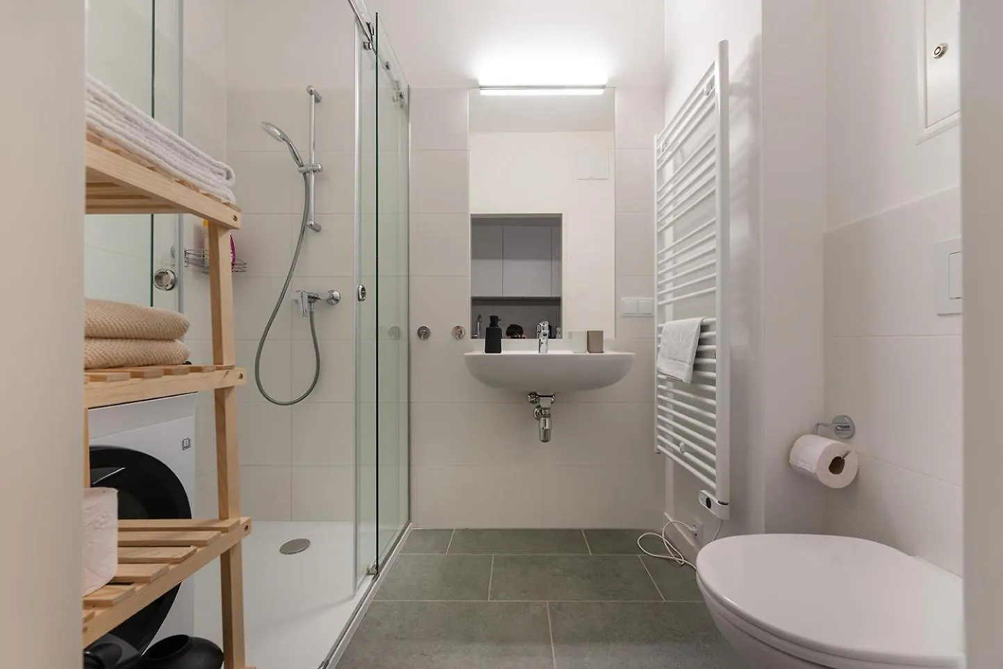 Modernes Und Neues Apartment In Ruhelage Nahe Schoenbrunn Vienna