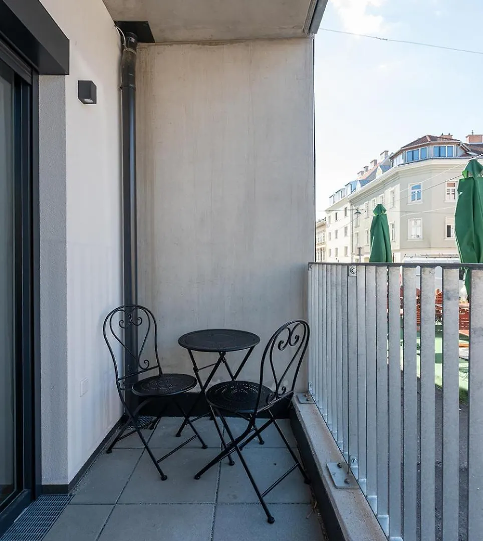 Modernes Und Neues Apartment In Ruhelage Nahe Schoenbrunn Vienna 0*,
