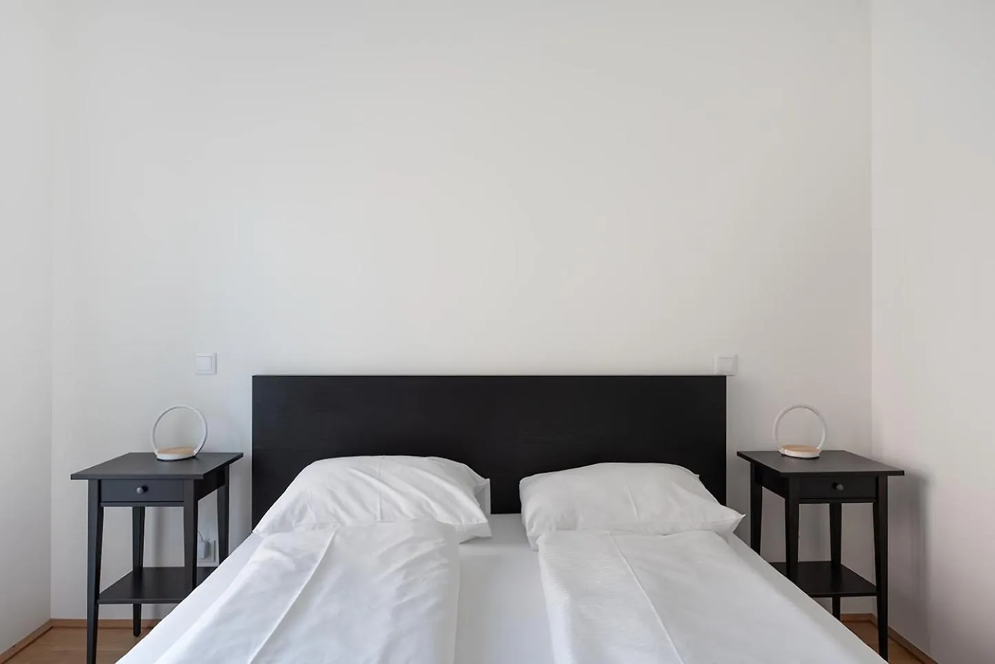 Modernes Und Neues Apartment In Ruhelage Nahe Schoenbrunn Vienna 0*,  Austria