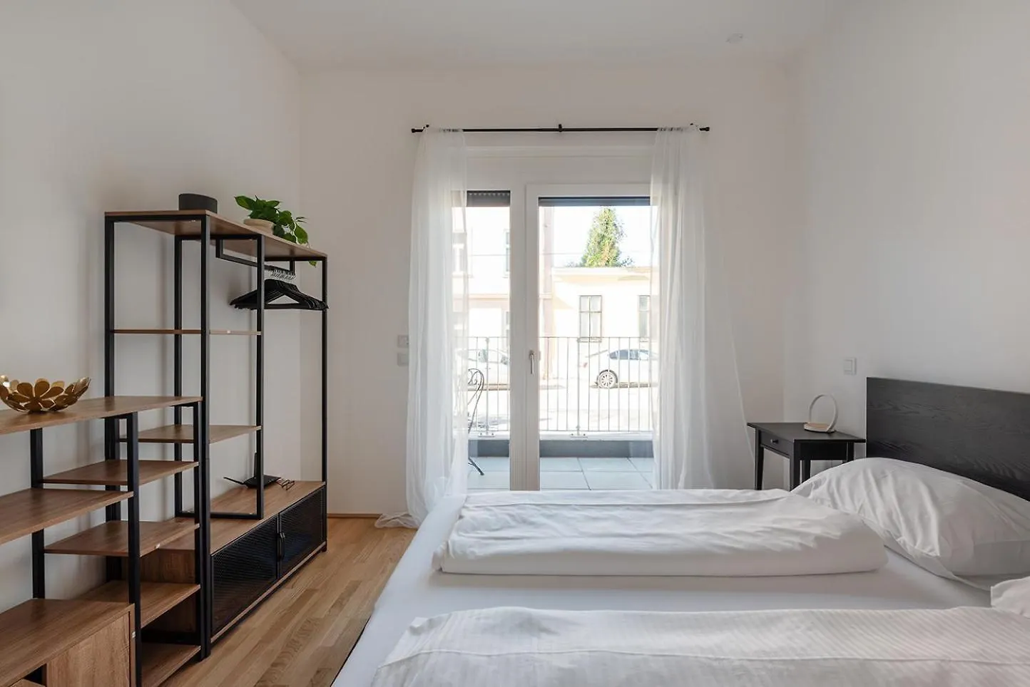 Modernes Und Neues Apartment In Ruhelage Nahe Schoenbrunn Vienna